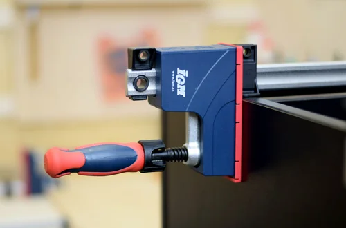 A testszorítók minden asztalos műhely alapvető felszerelése